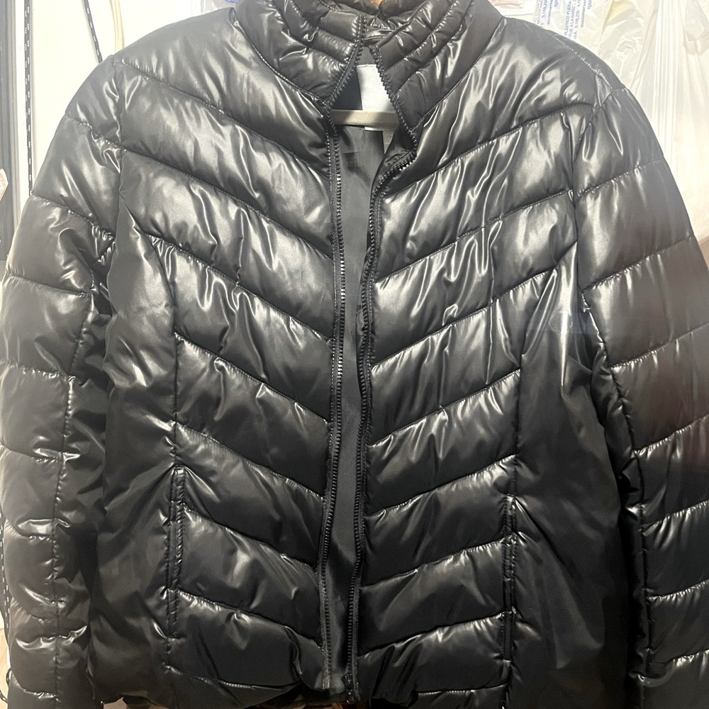Black Puffer Jacket-Women’s XL